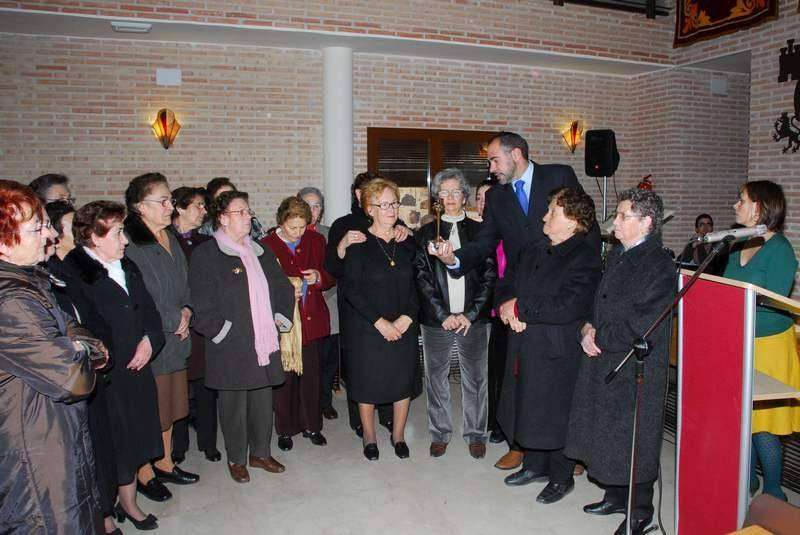 herencia-solidiarios-voluntarias-mayores-a